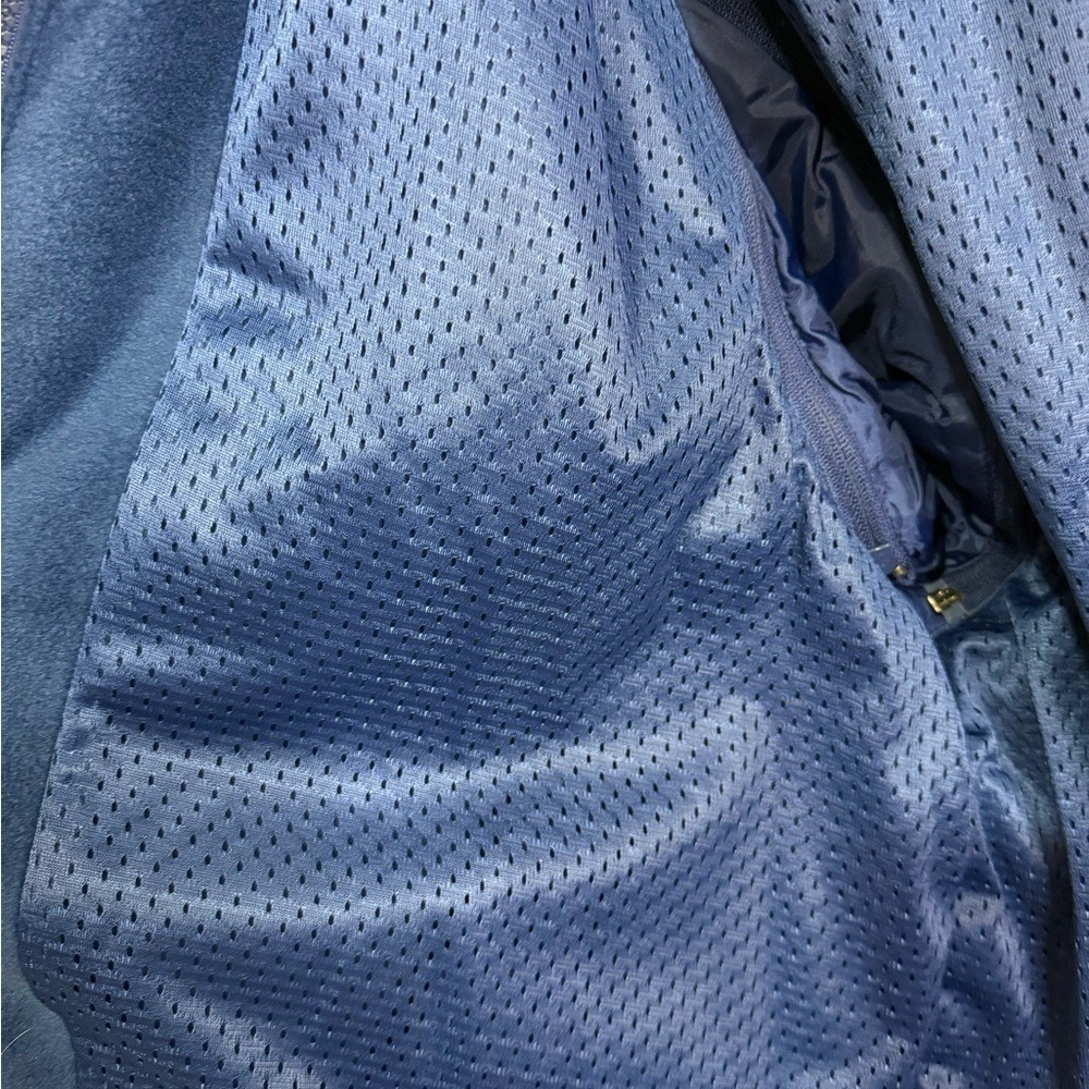 Connecticut Huskies UConn 4-In-1 Jacket XL Blue Gray Hooded NCAA Licensed NWT - Picture 7 of 11